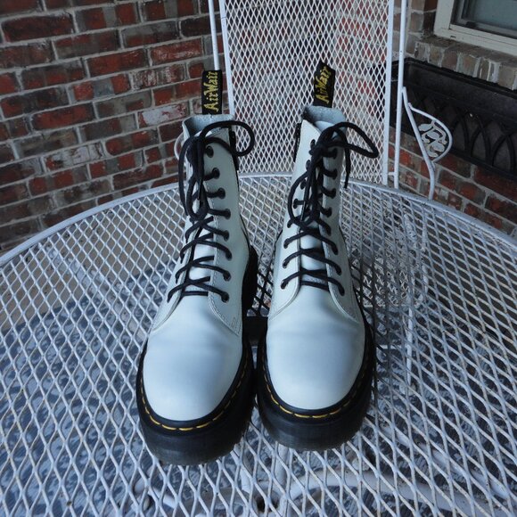 DR MARTENS Women's White Leather Chunky Sole "Jadon" Combat Boots Size 7 - Picture 1 of 7